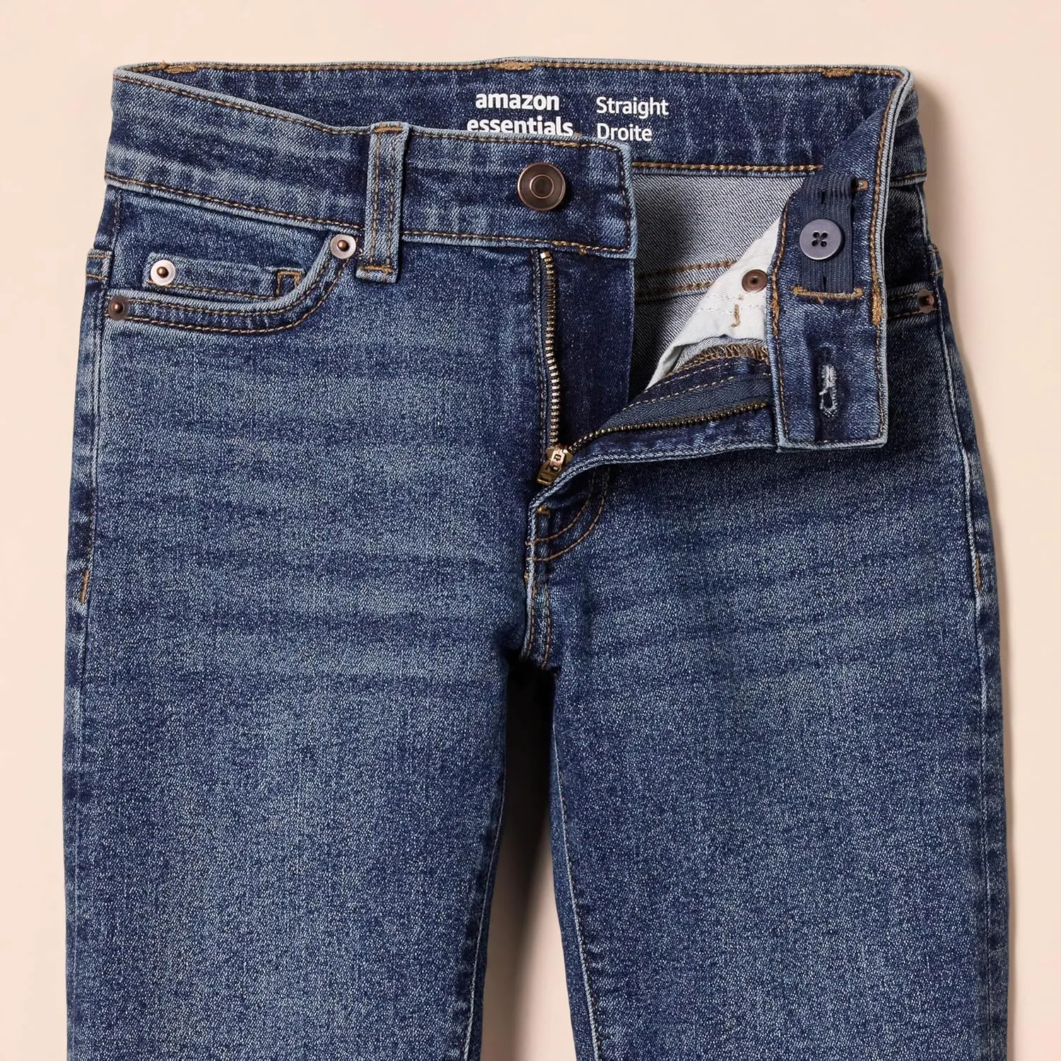 Amazon Essentials Boys' Regular Straight-Fit Jeans