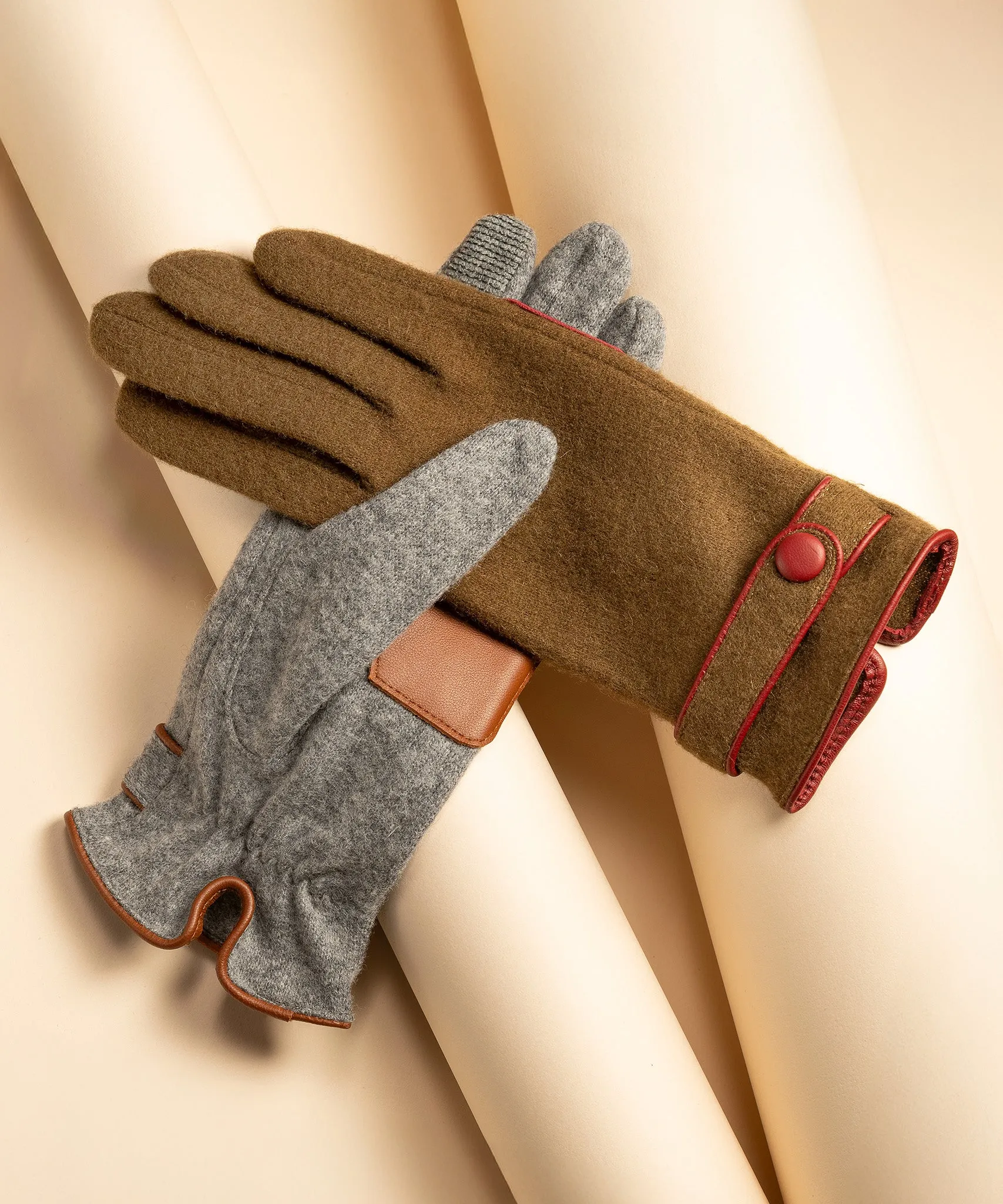 Belted Gloves