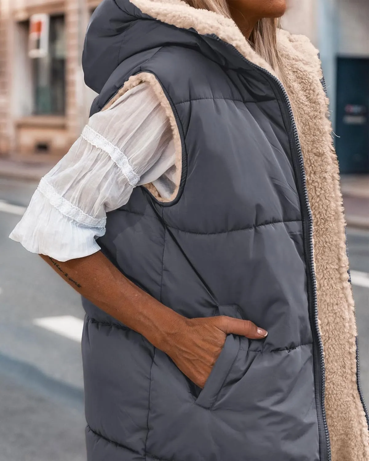 BTFBM Fall Long Puffer Vest Women Sleeveless Hooded Reversible Fleece Sherpa Jacket Zip Up Winter Coat Outerwear Vests
