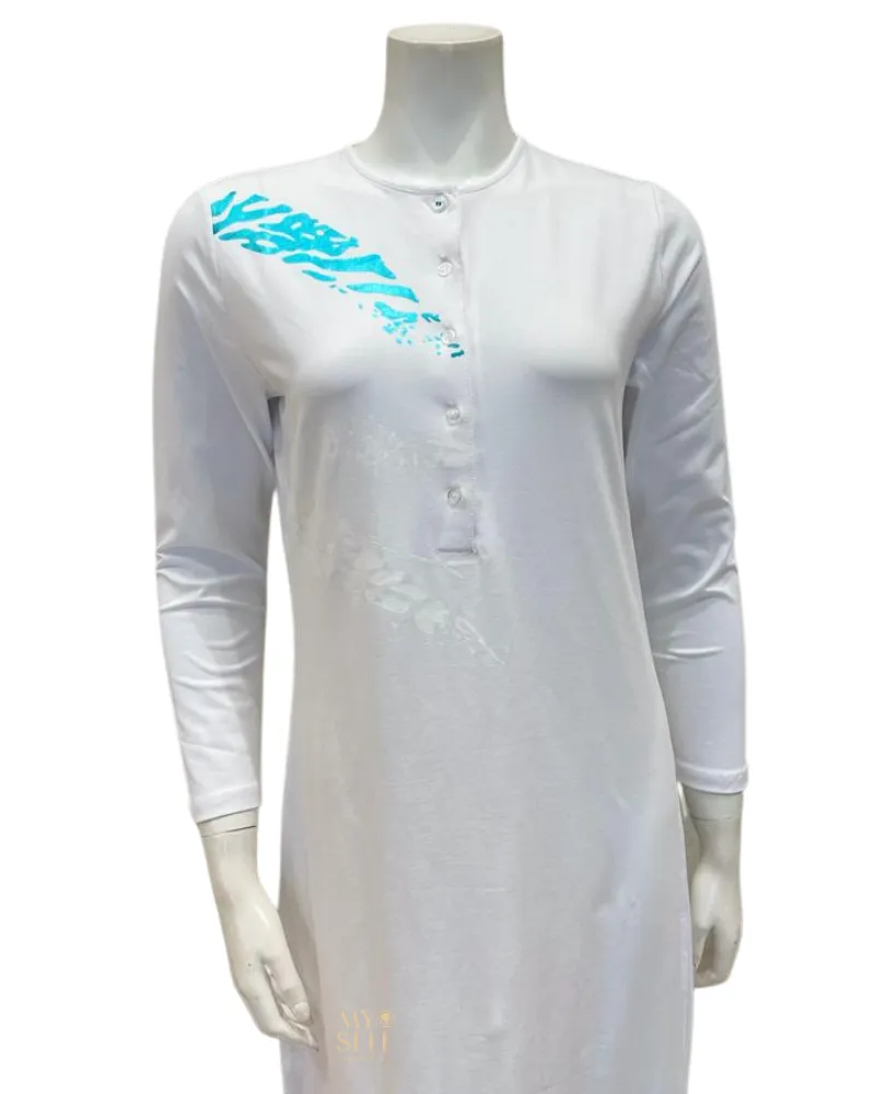 FW23N25A White Multi Combo Foil Abstract Button Down Nightgown