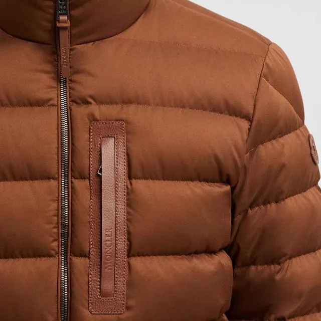 Moncler Lauriolle Hooded Short Down Jacket XL