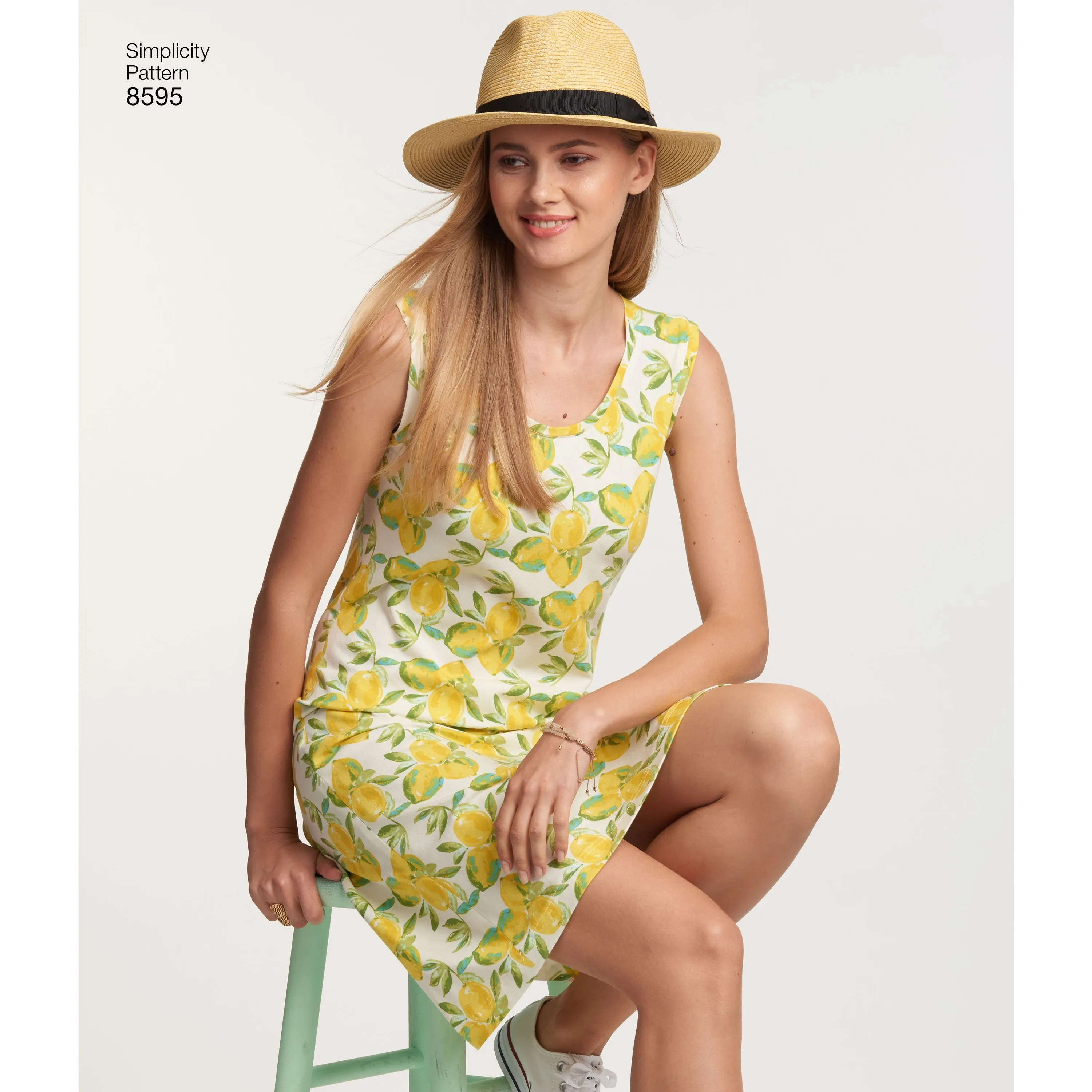 Simplicity Pattern 8595 Women's and Miss petite dresses