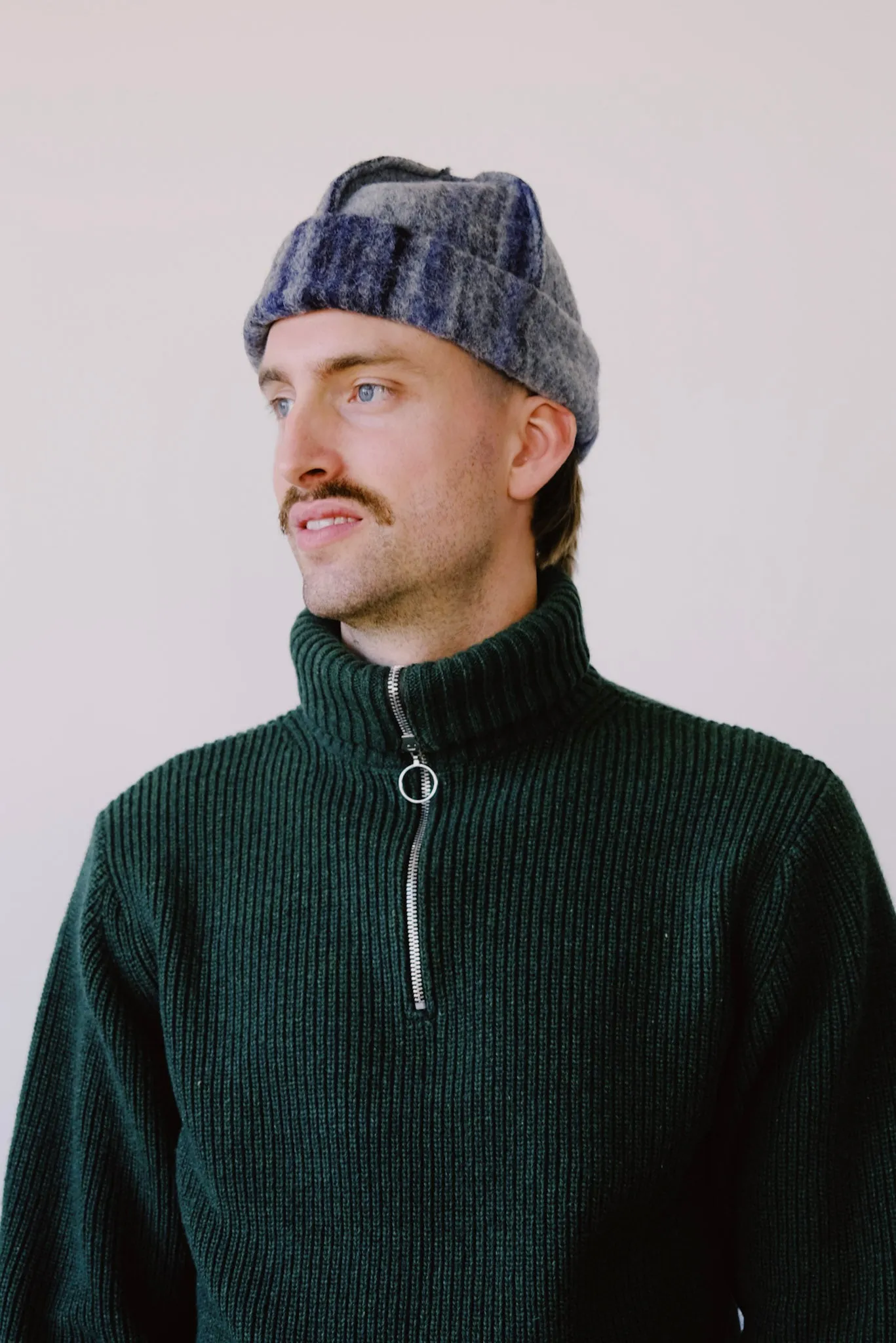 toque hat - navy/grey stripe