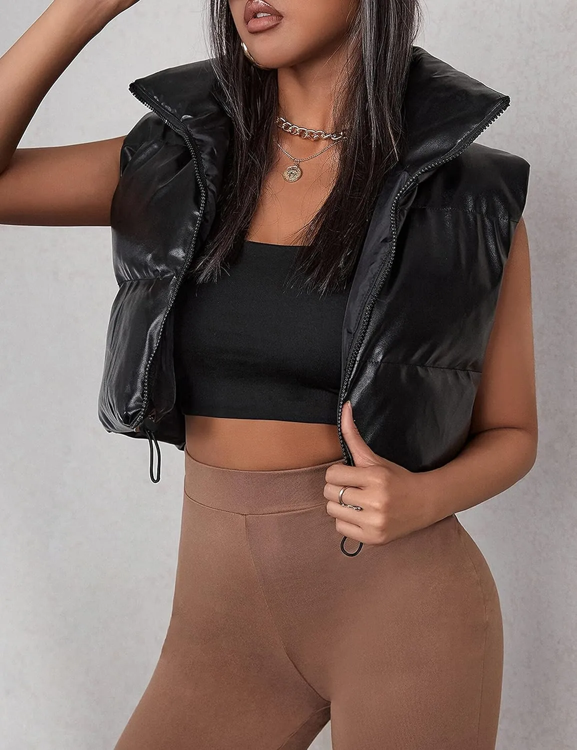 UANEO Cropped Puffer Vest Women Zip Up Stand Collar Sleeveless Padded Crop Puffy Vests