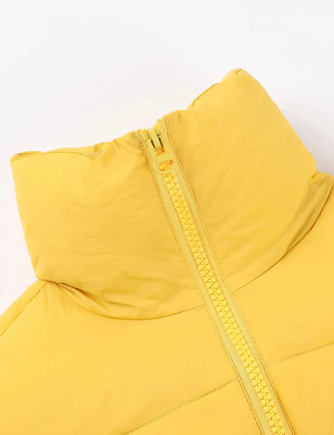 UANEO Cropped Puffer Vest Women Zip Up Stand Collar Sleeveless Padded Crop Puffy Vests