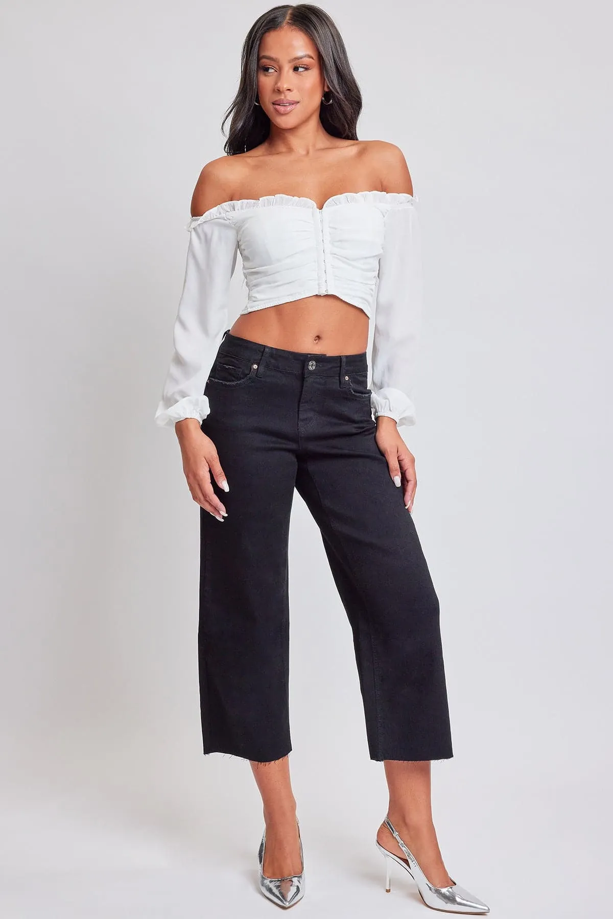 Women's Mid Rise Cropped Wide Leg Jeans