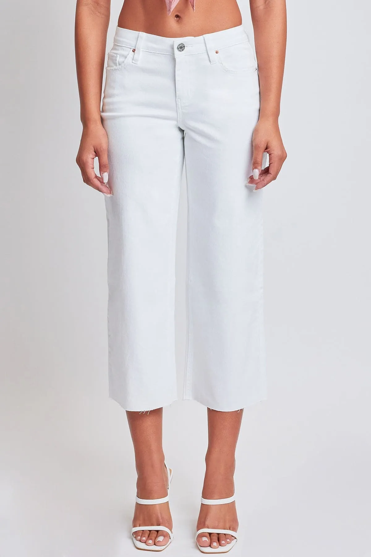 Women's Mid Rise Cropped Wide Leg Jeans