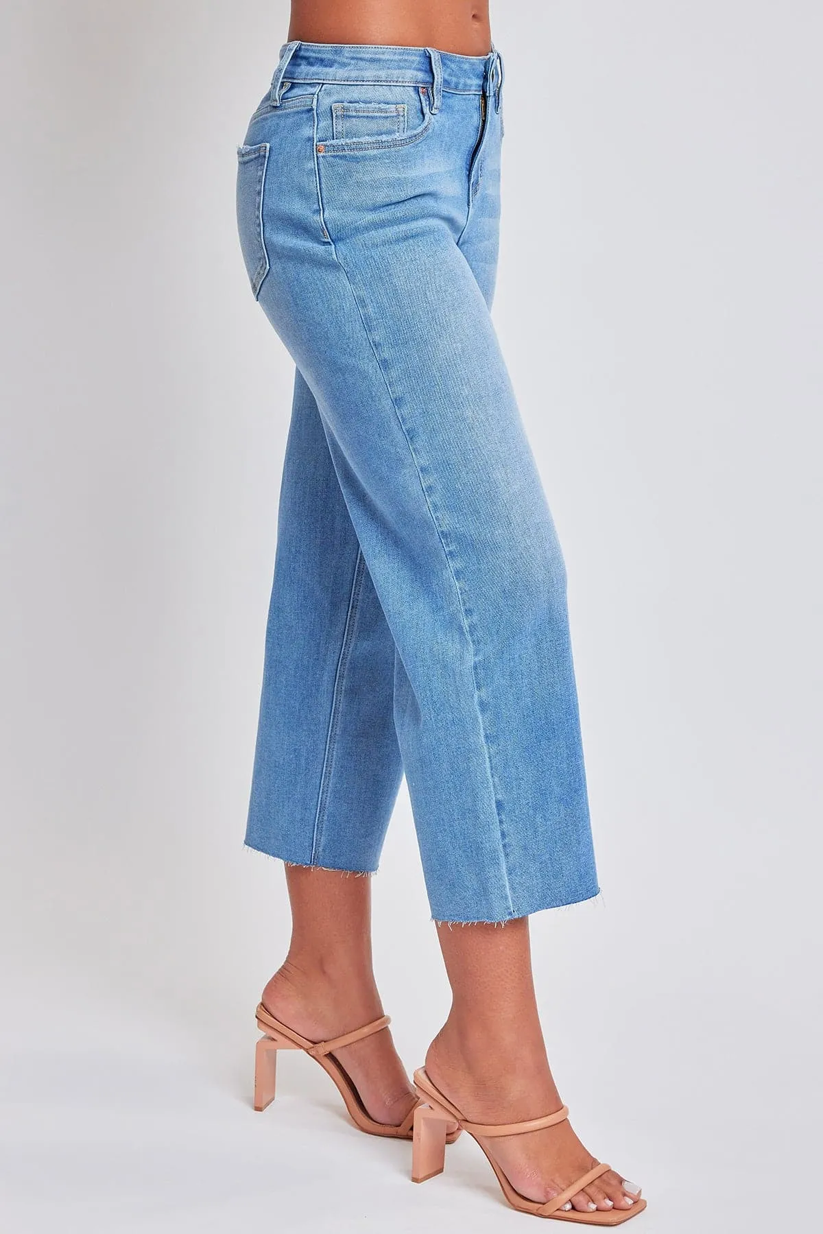 Women's Mid Rise Cropped Wide Leg Jeans