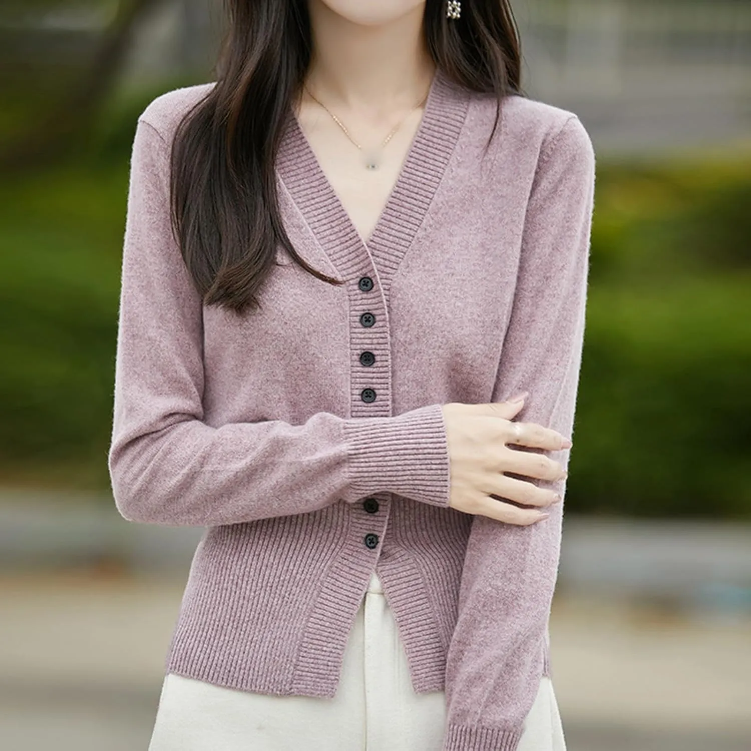 Women's Ribbed Knit Cardigan Sweaters Fashion Casual V-Neck Knitted Sweater Top Casual Lightweight Soft Sweater Coat