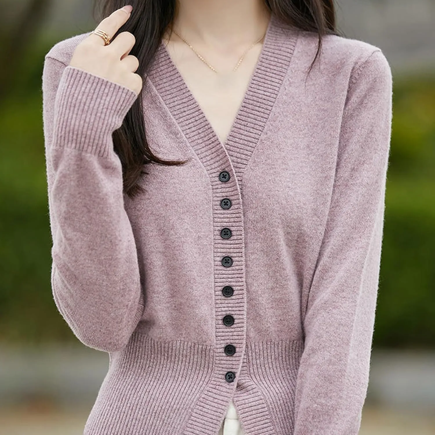 Women's Ribbed Knit Cardigan Sweaters Fashion Casual V-Neck Knitted Sweater Top Casual Lightweight Soft Sweater Coat