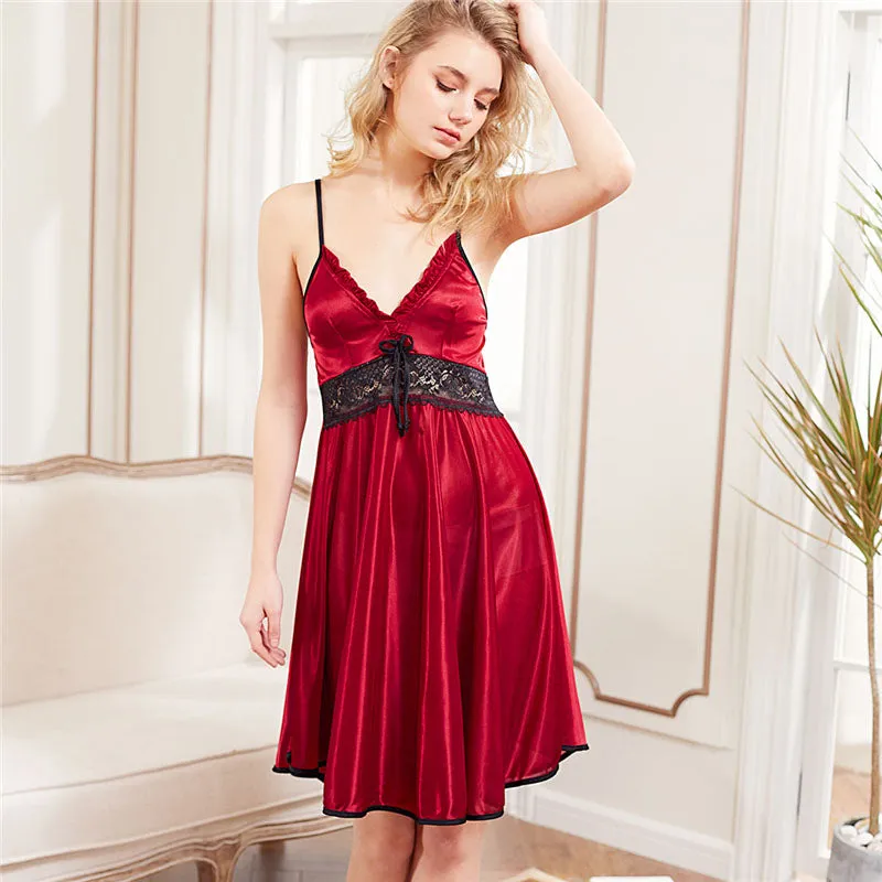 Women's Sleeveless Lace Nightgown