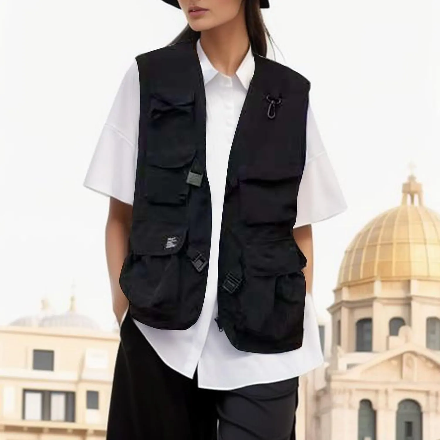 Women's Utility Vest Lightweight Military Vests Outerwear Loose Fit Outdoor Sleeveless Casual Jacket with Pockets