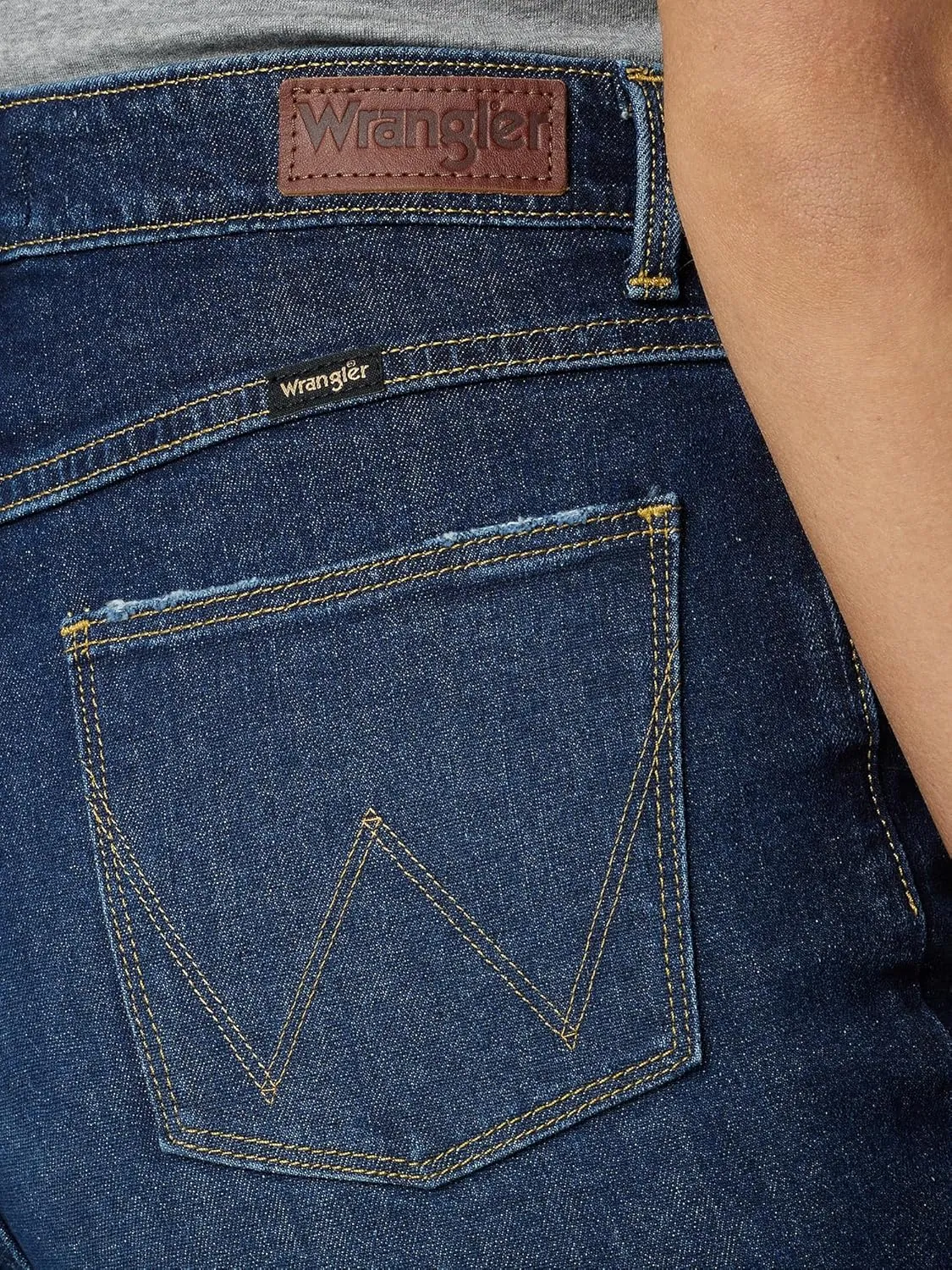 Wrangler Women's High Rise True Straight Fit Jeans