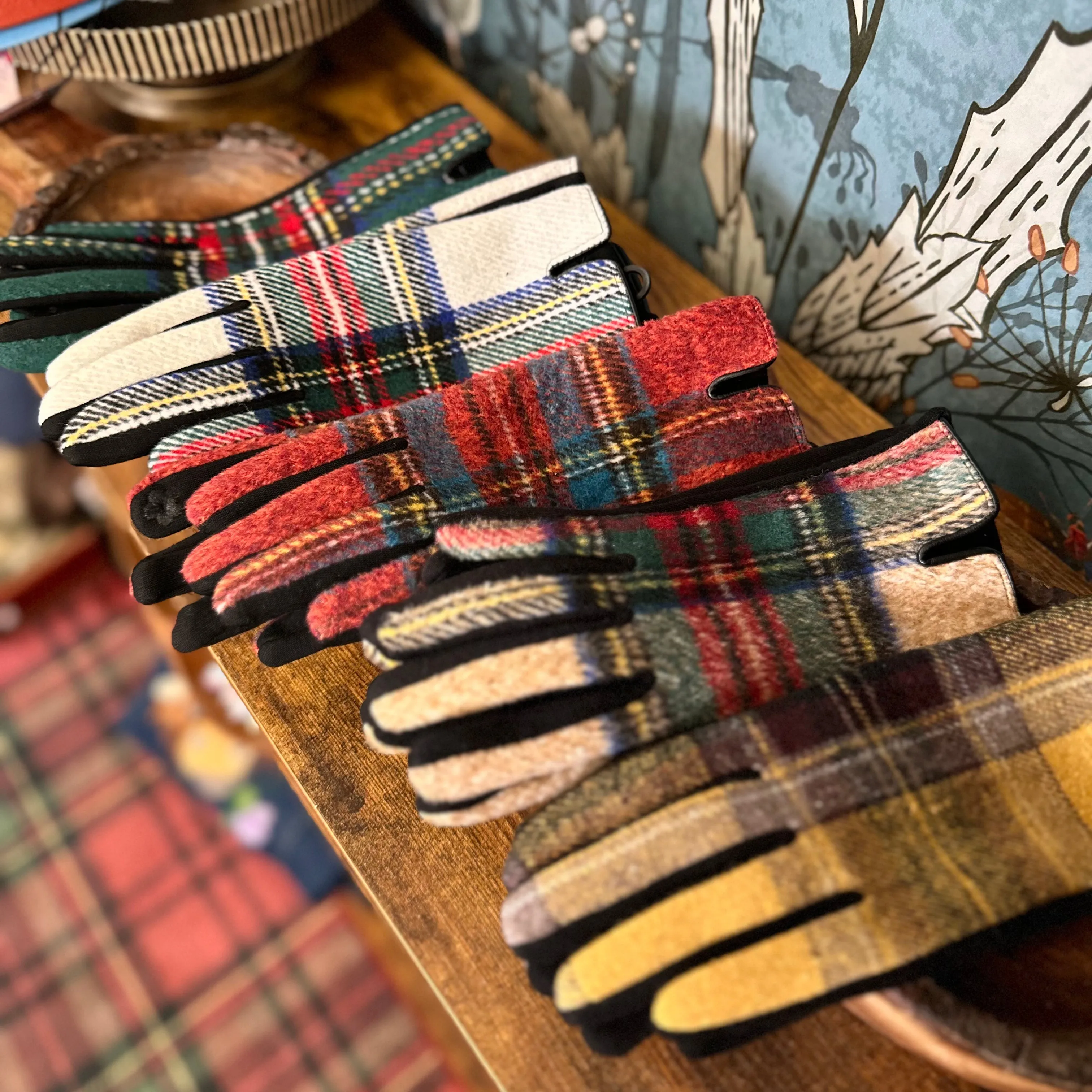 Yellow and Brown Tartan Plaid Touchscreen Gloves